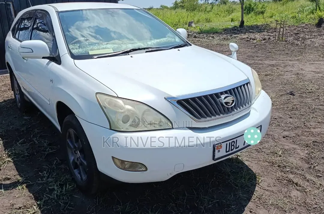 Toyota Harrier 2007 White