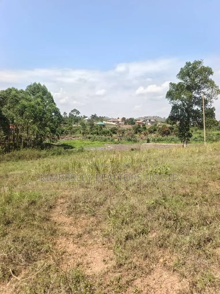 🔥🔥 9 Acres of Prime Land for Sale in Kamwenge, Western Uganda! 🔥🔥