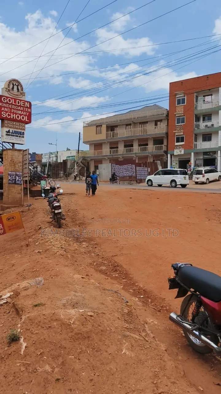 🔥🔥 14 Shops for Sale in Bombo Road, Kawempe! 🔥🔥