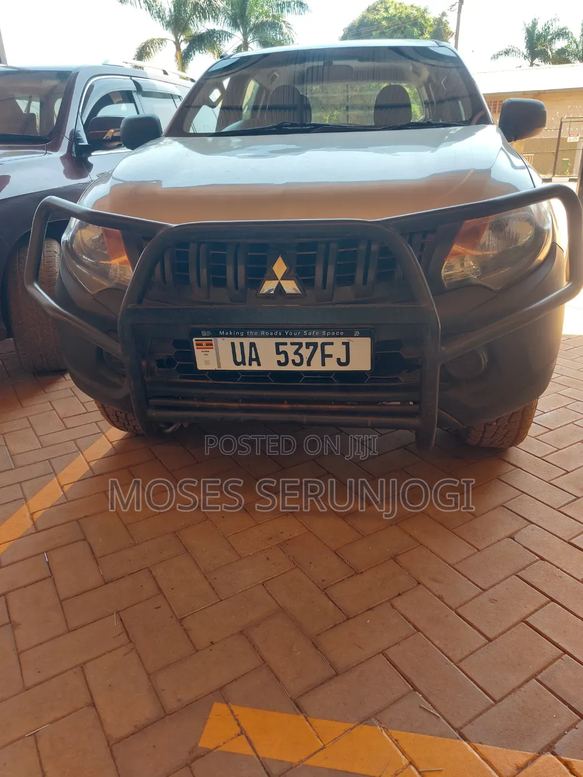 Mitsubishi L200 2015 Silver