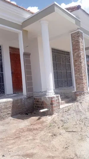 3bdrm House in Division A for sale