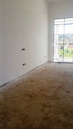 3bdrm House in Division A for sale