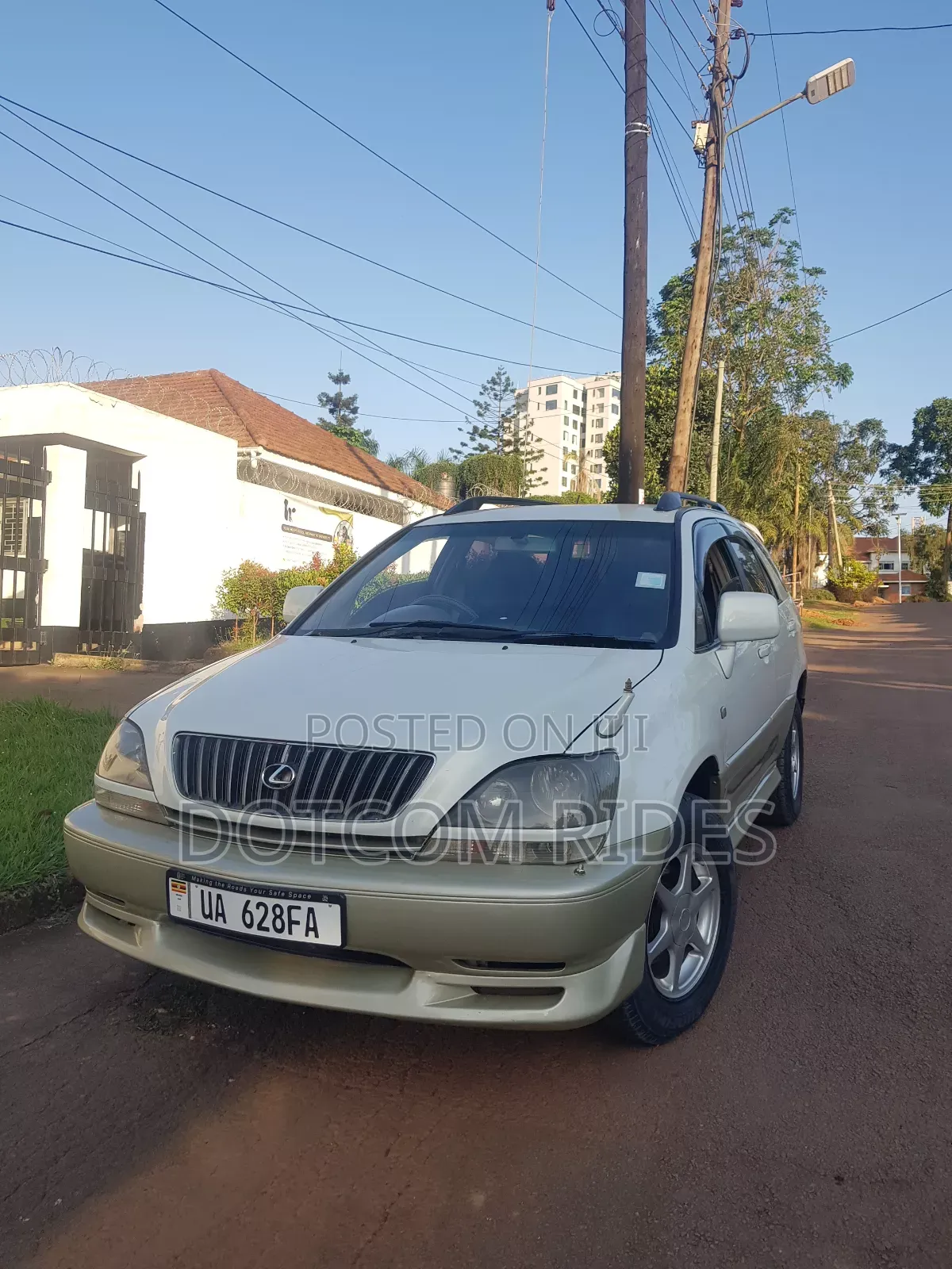 Toyota Harrier 2.2 16V 2002 White