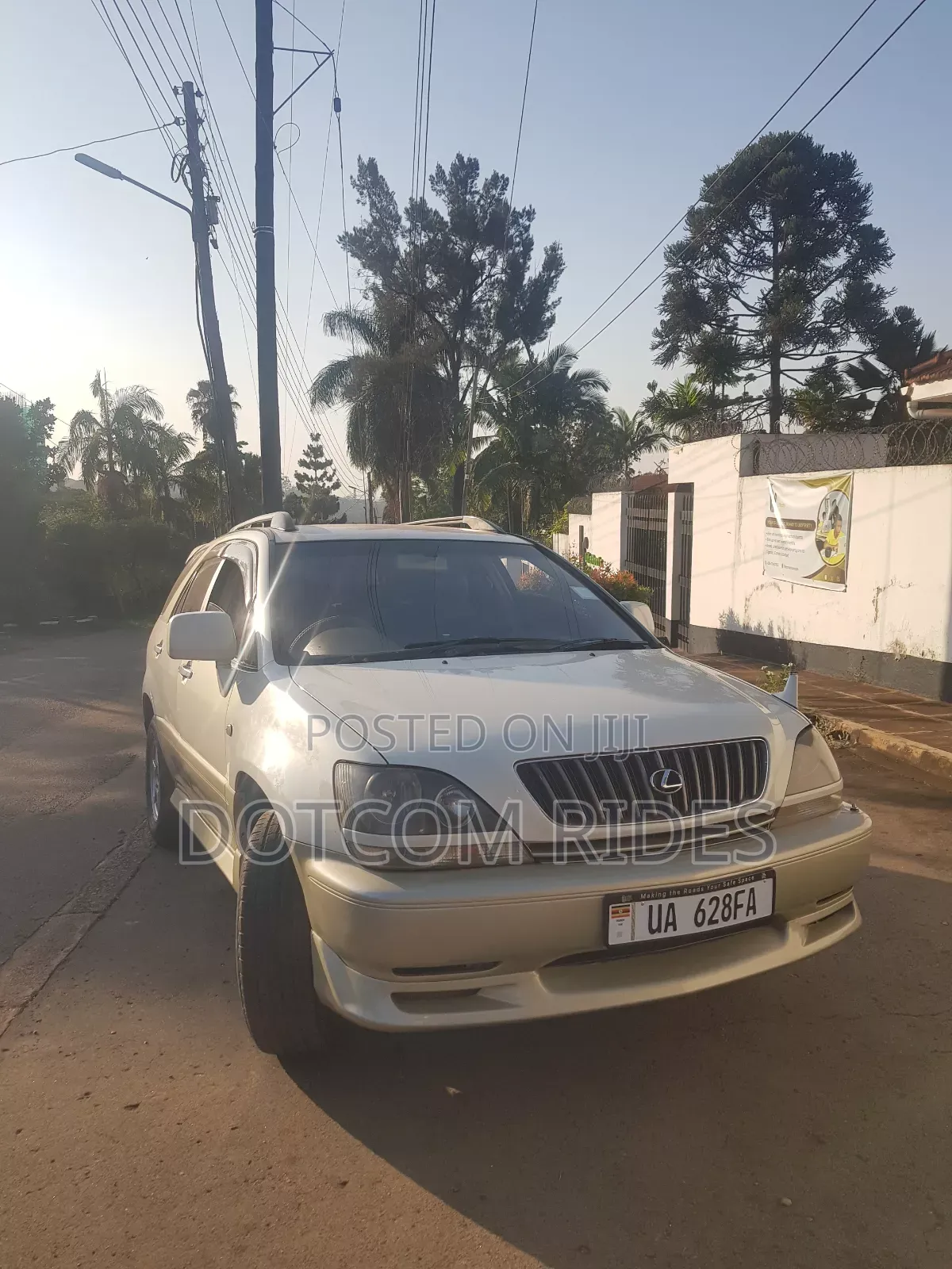 Toyota Harrier 2.2 16V 2002 White