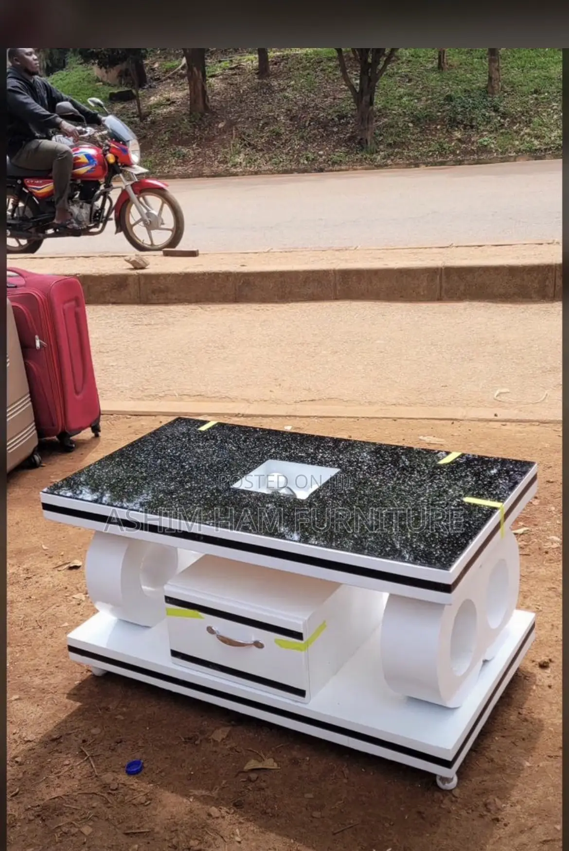 Medium Coffee Table