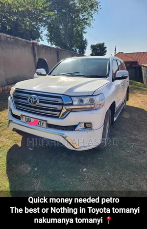 Toyota Land Cruiser 2016 White
