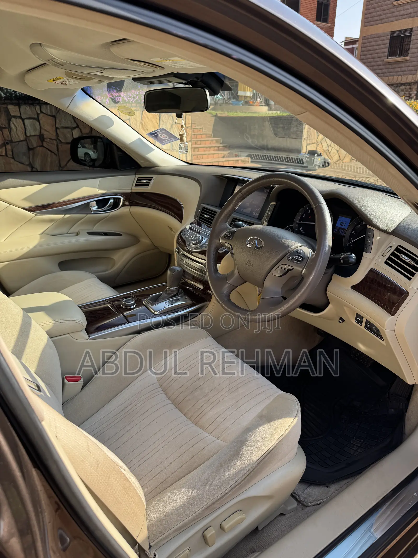 Infiniti Q70 2015 Brown