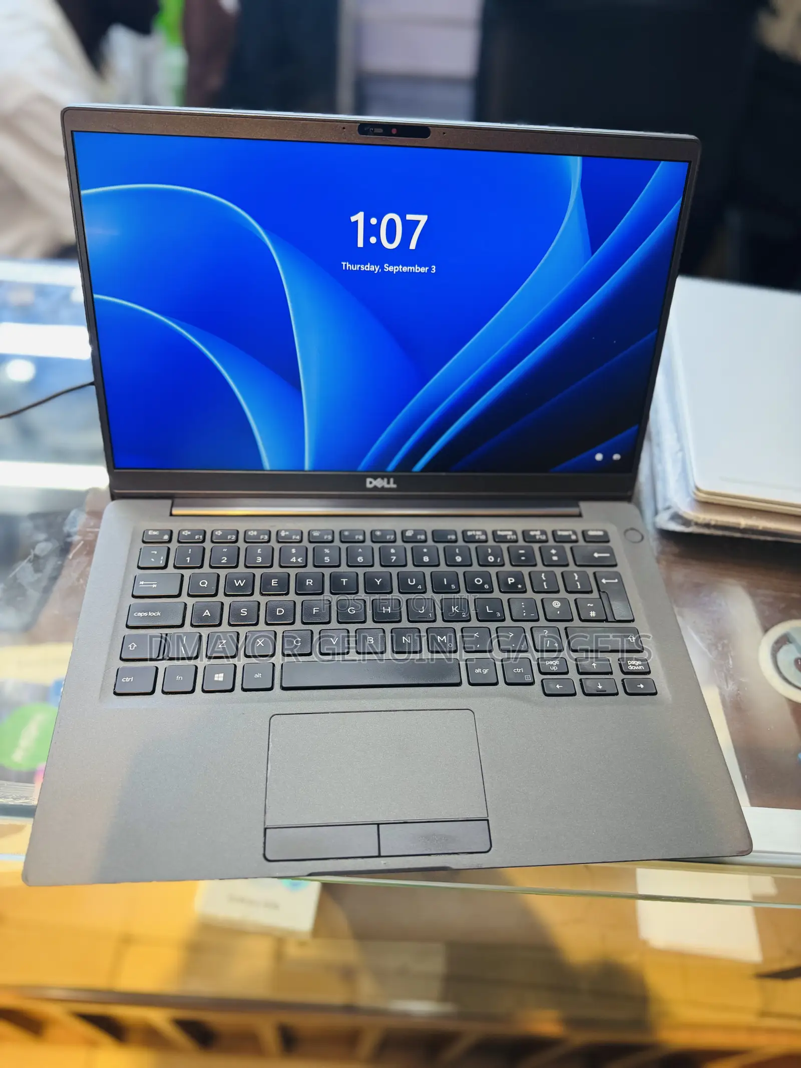 Laptop Dell Latitude 7400 8GB Intel Core i5 SSD 256GB