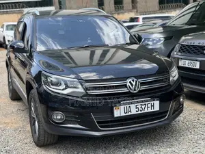 Volkswagen Tiguan 2014 Black