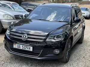 Volkswagen Tiguan 2014 Black