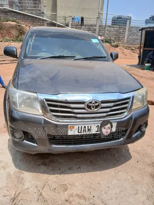 Toyota Hilux 2014 Black