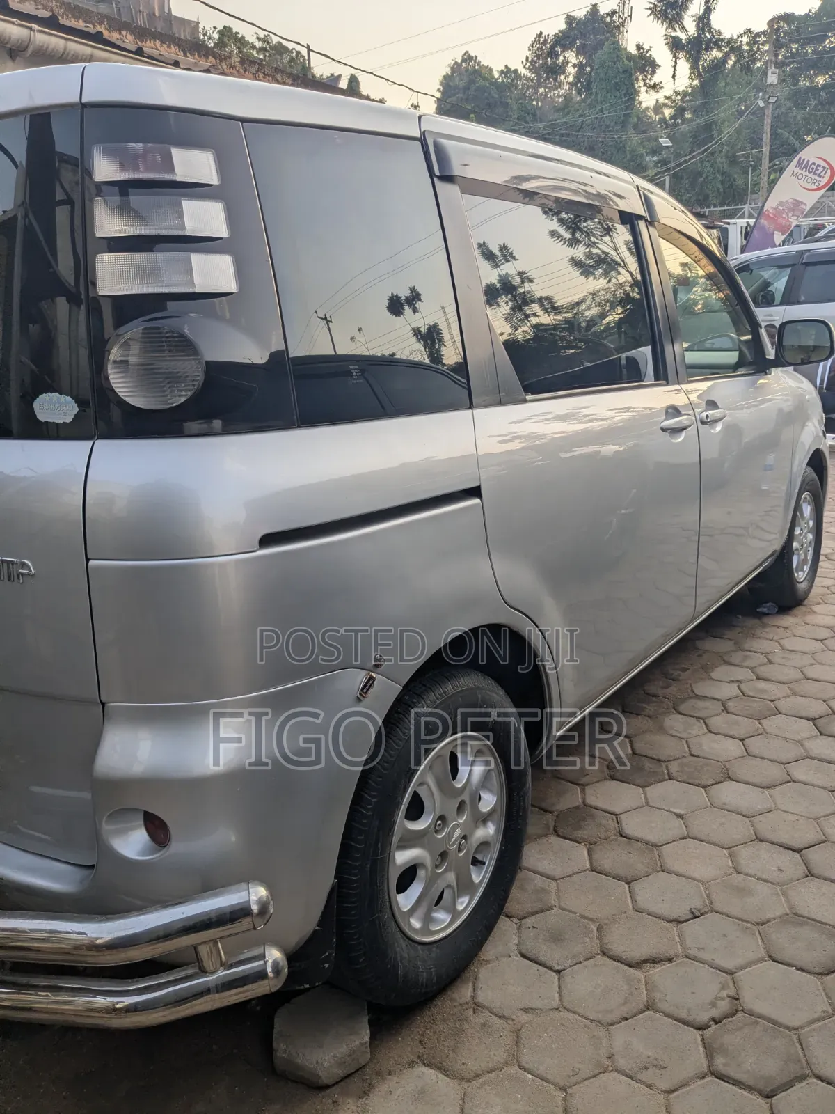 Toyota Sienta 2008 Silver
