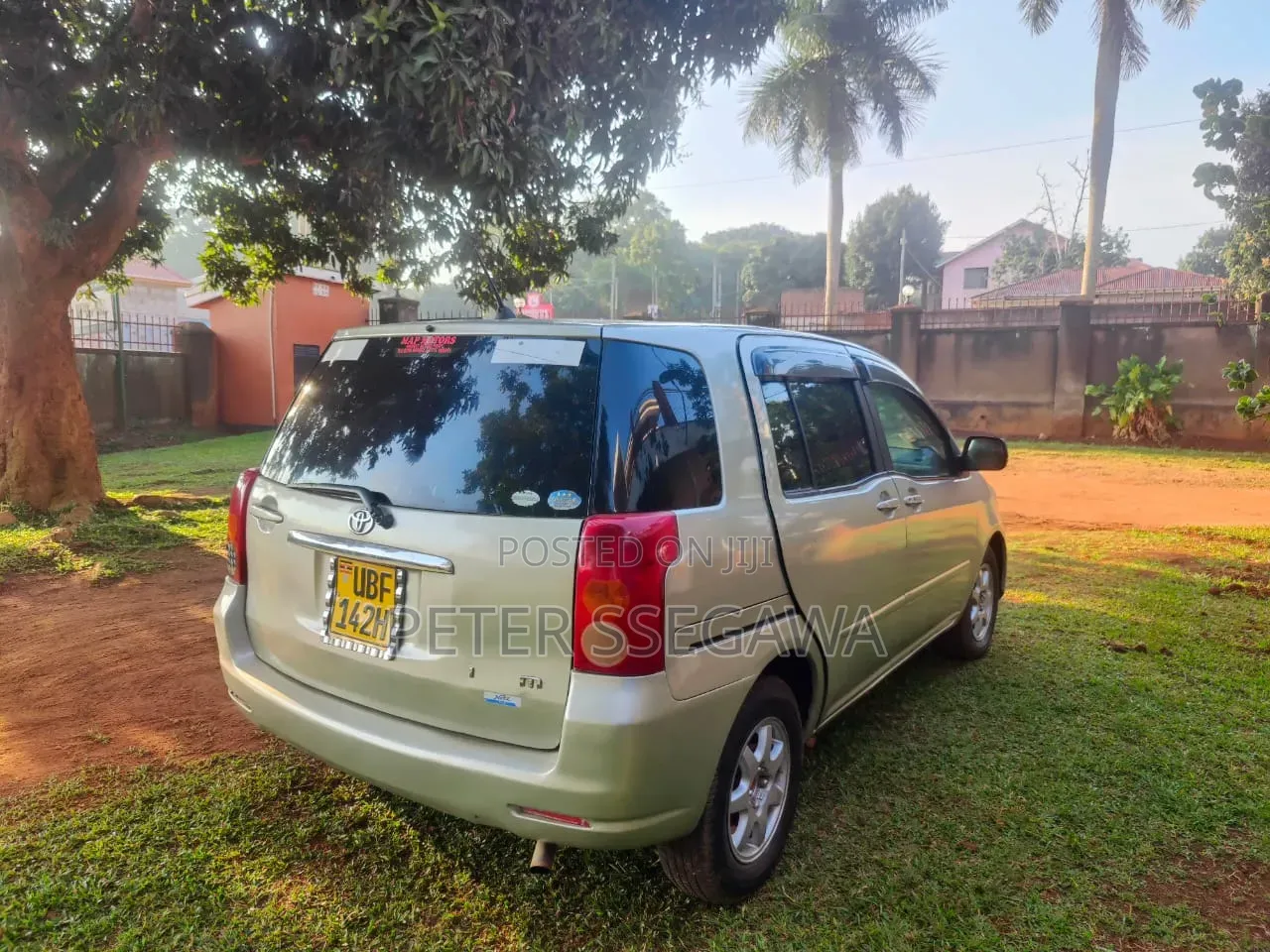 Toyota Raum 2006 Silver