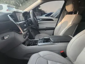 Mercedes-Benz M Class 2015 Gray