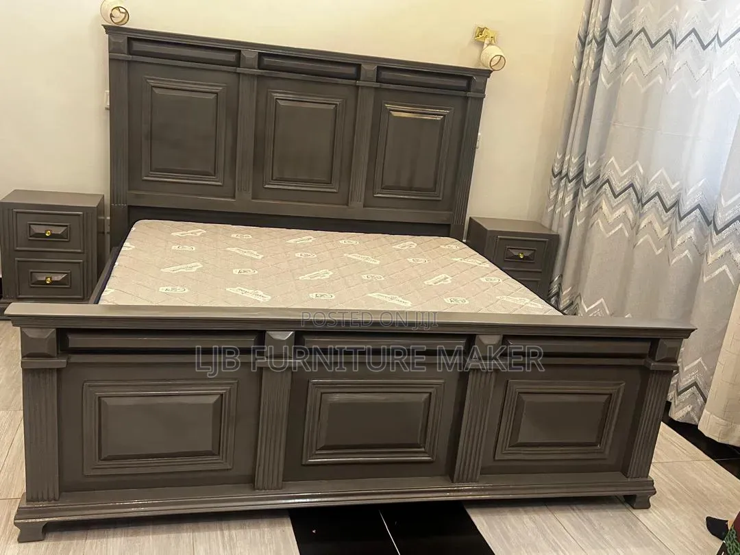 Bed 6ft X 6ft With Bedside