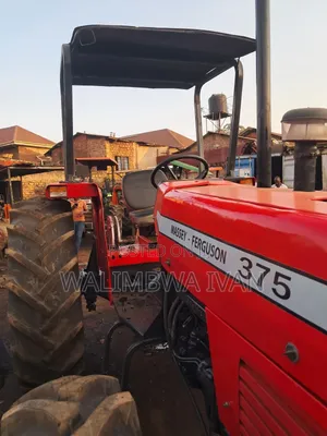 Massey Ferguson 375