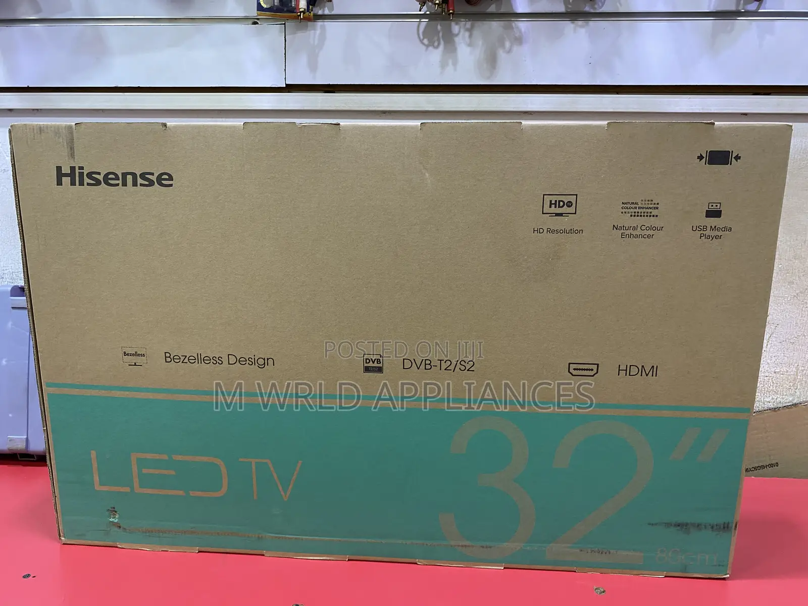 Hisense 32inchs LED TV Frameless