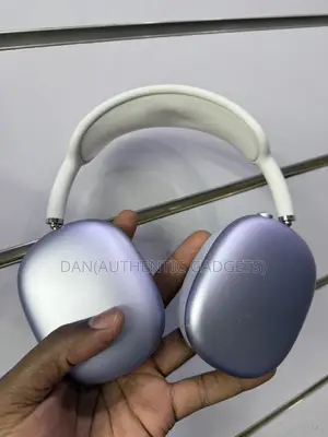 USA 🇺🇸 Model AirPods Max Type C Purple in Good Condition