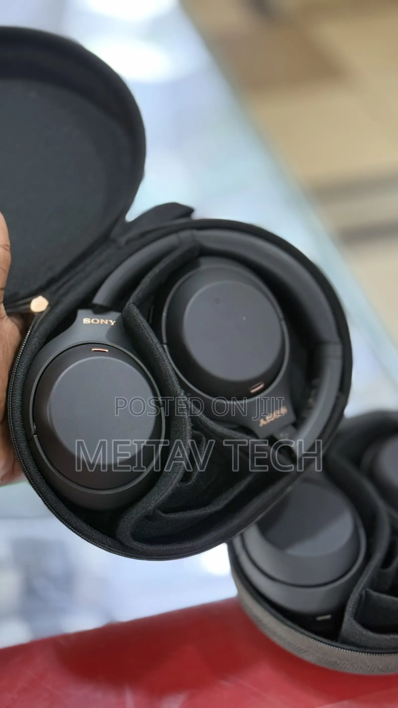 Sony WH1000 XM4 Headphones