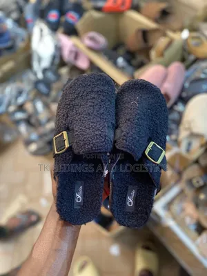 Women Woolen Clarks