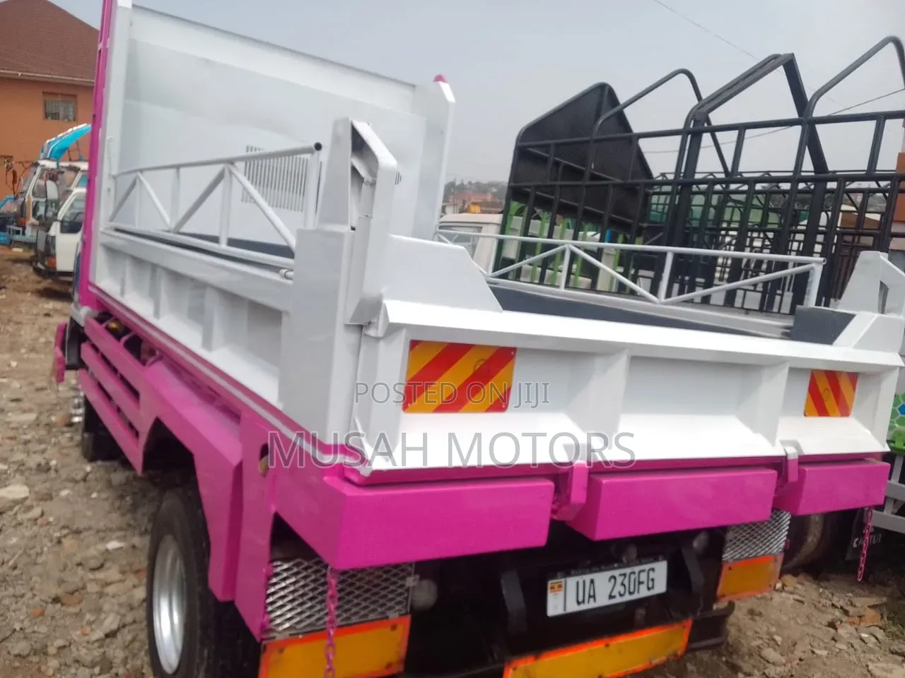 Mignon Fighter Tipper