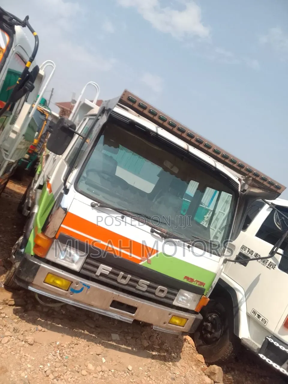 Fuso Fighter Tipper