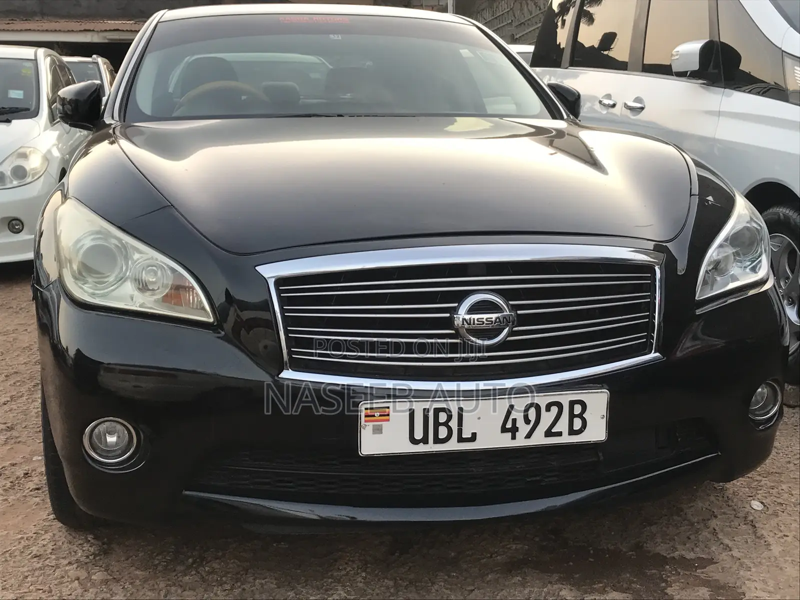 Nissan Fuga 2013 Black