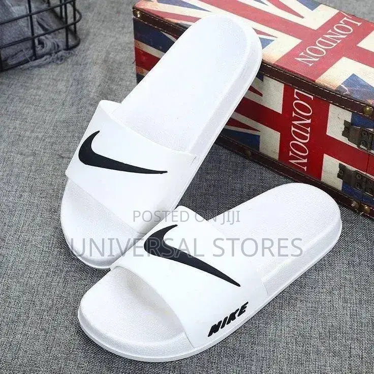 Nice Send Durable Nike Slides in Different Colors