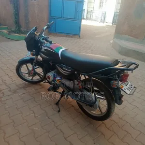 Bajaj CT 125X 2025 Black