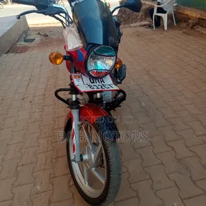 Bajaj CT 125X 2025 Red