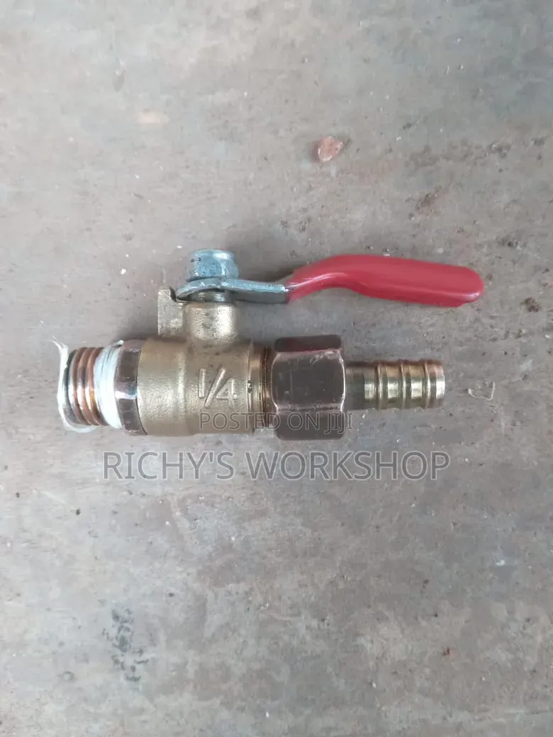 Compressor Tap 1/4