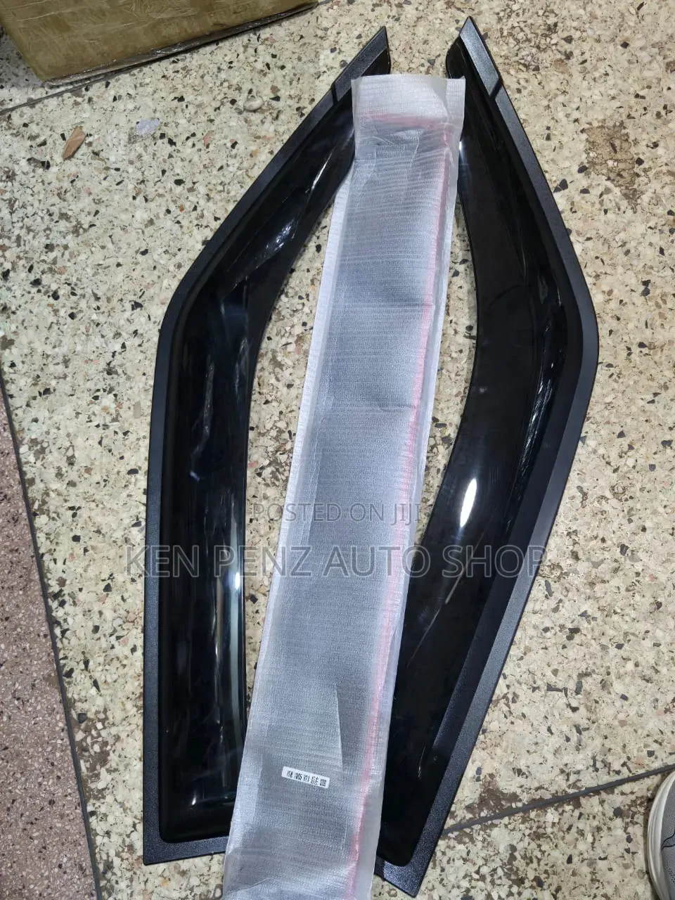 Mitsubishi Pajero V73 Rainshields