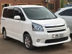Toyota Noah 2008 White