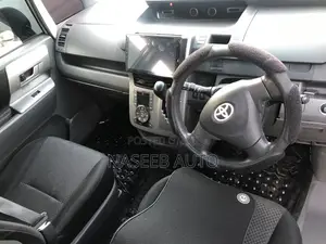 Toyota Noah 2008 White