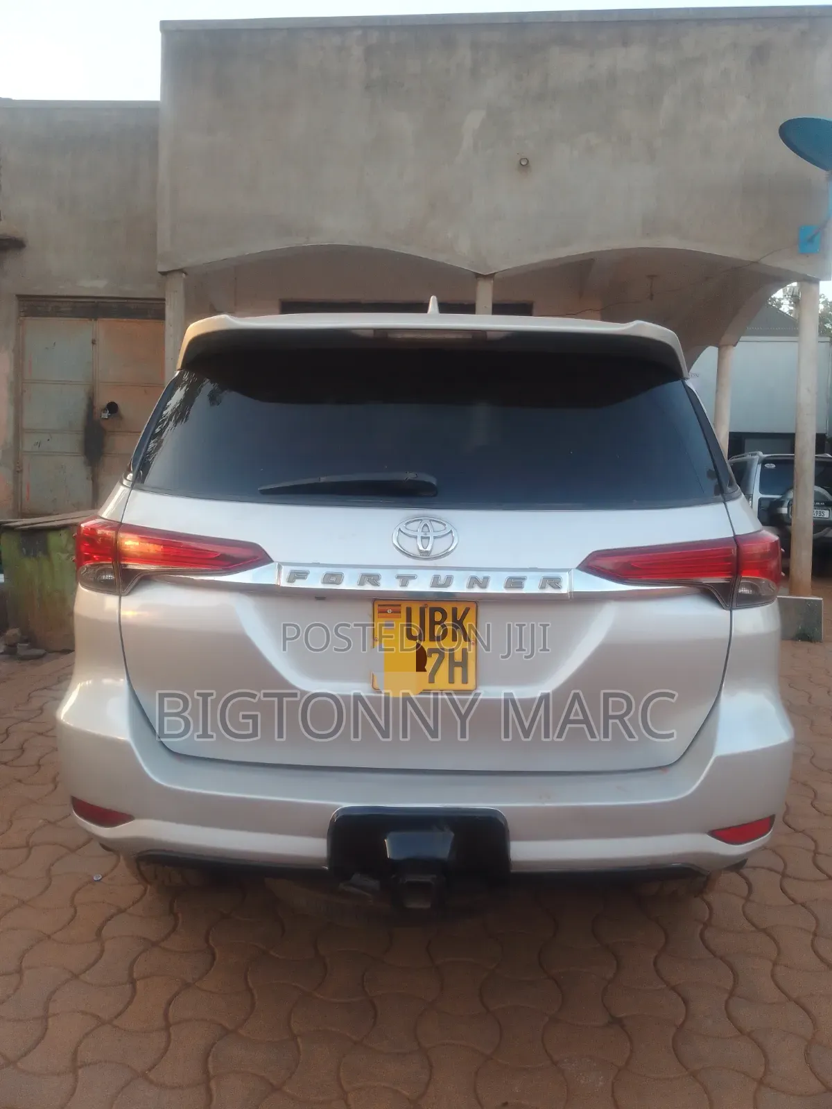 Toyota 4-Runner TRD Off Road 4x4 2018 Silver