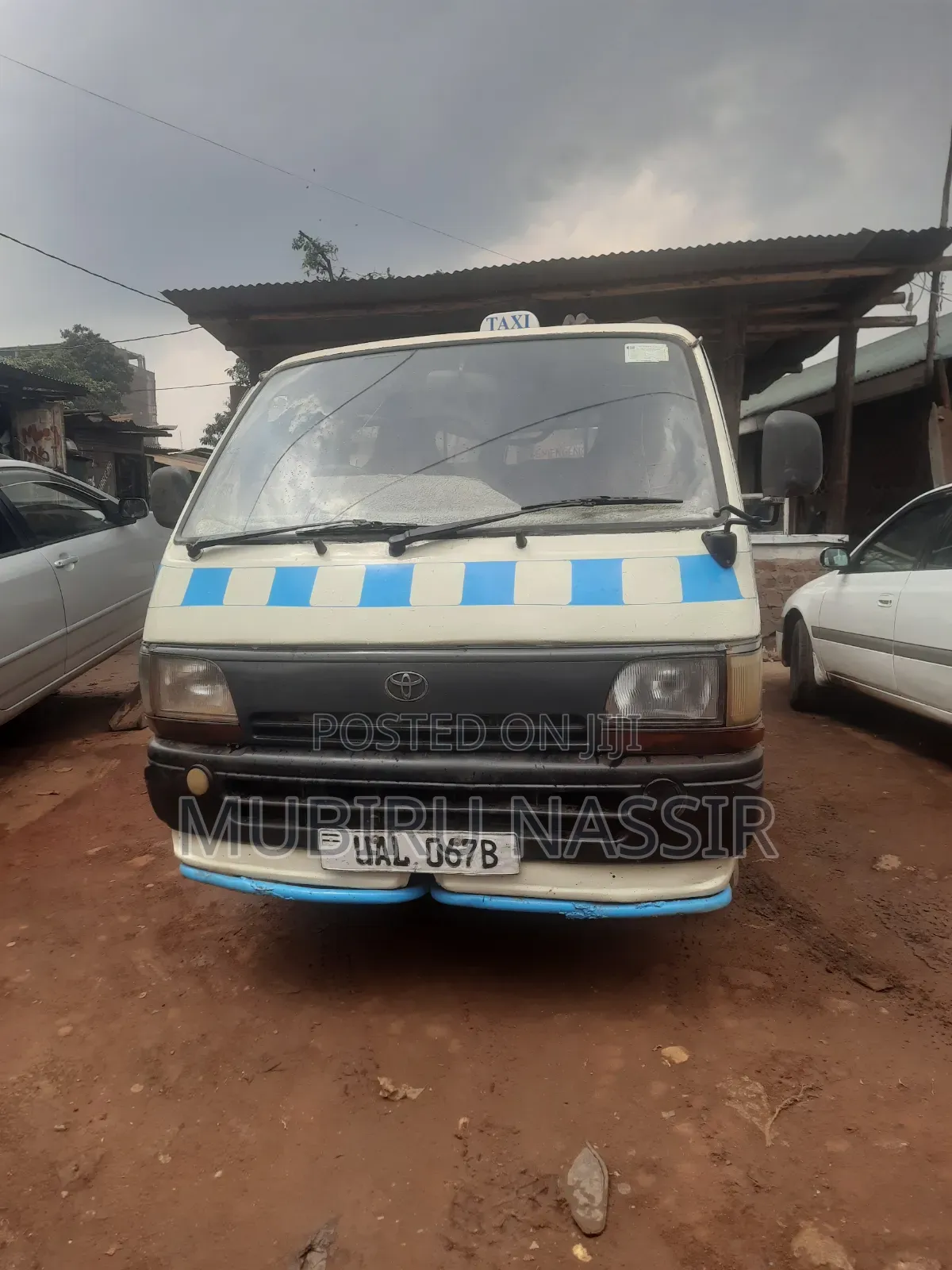 Toyota HiAce 2002 White