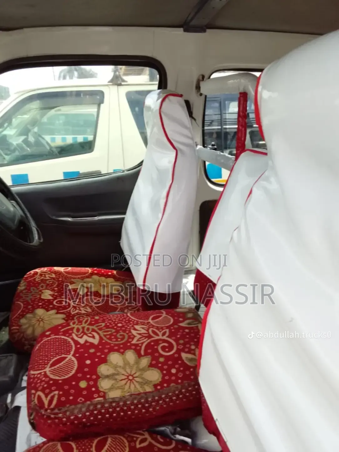 Toyota HiAce 2002 White