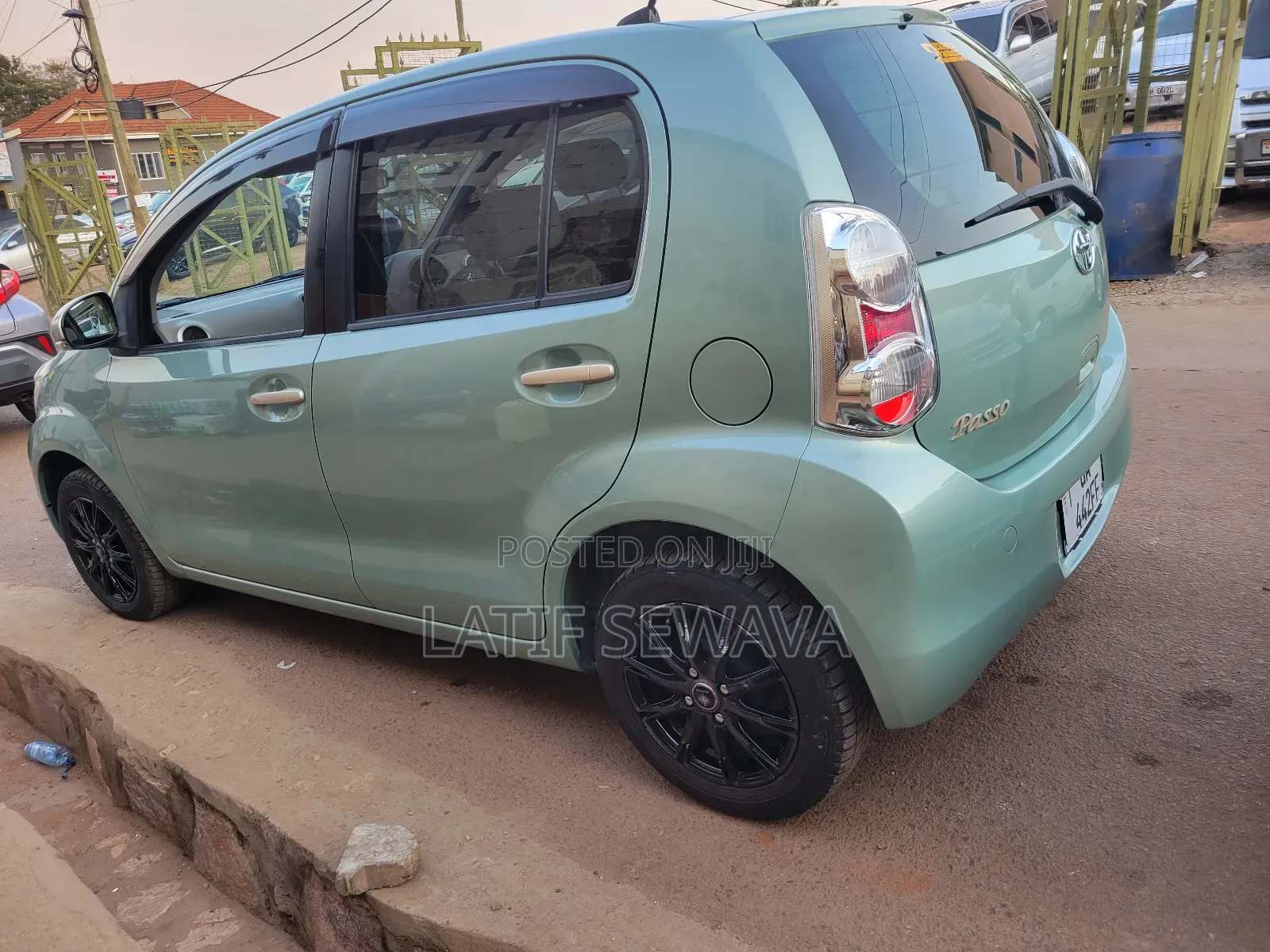 New Toyota Passo 1.3 FWD 2013 Green