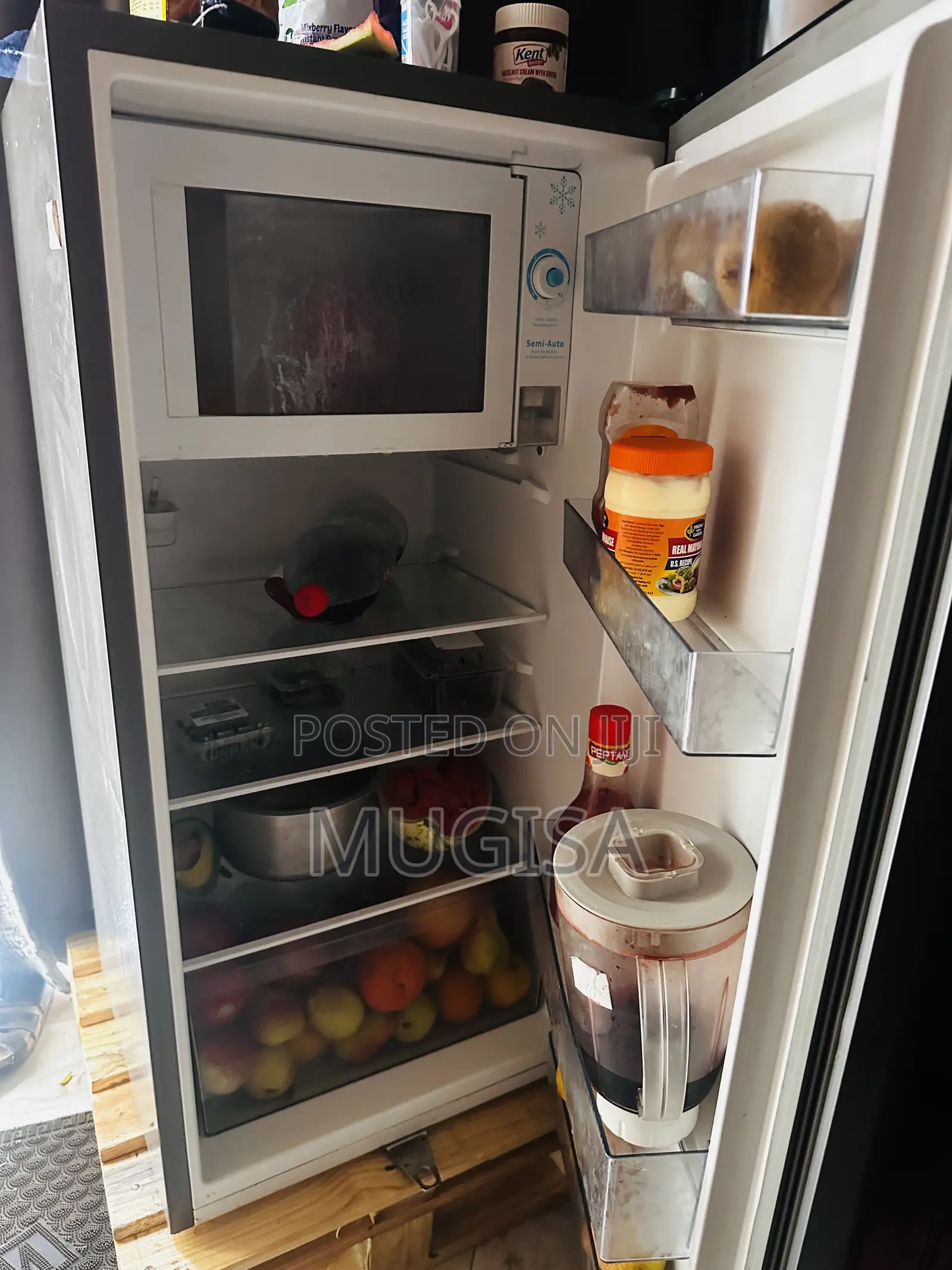 Refrigerator
