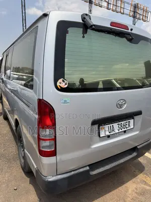 Toyota Toyoace 2012