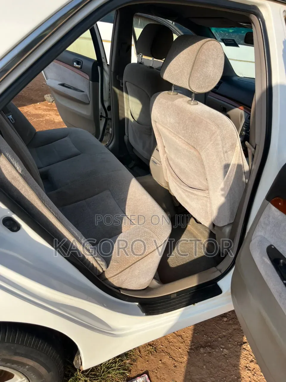 Toyota Mark II 2002 White