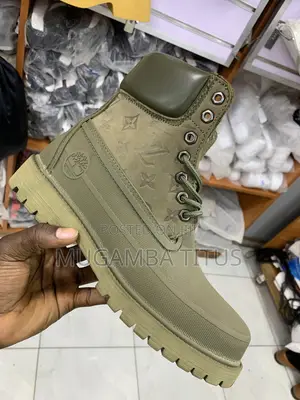 Louis Vuitton Timber