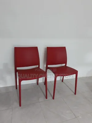 Court Yard Plastic Chairs Plastic Chairs