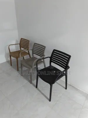 Avenue Plastic Chairs Plastic Chairs