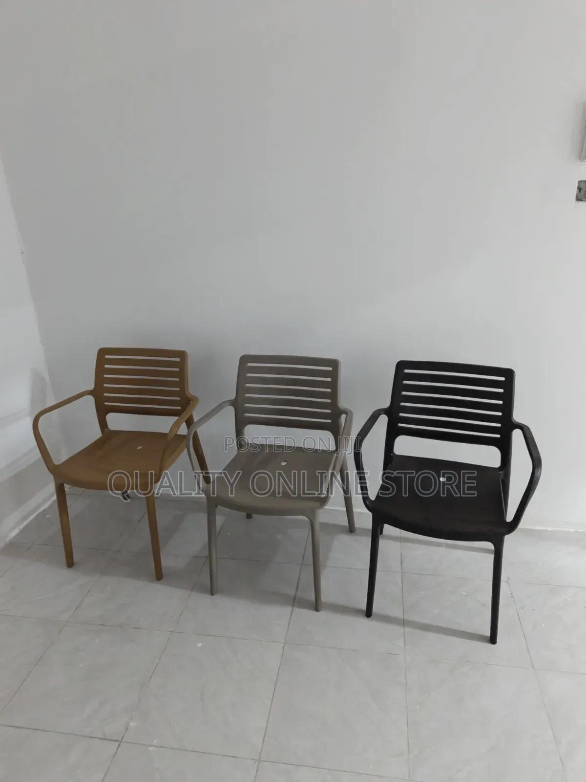 Polypropylene Plastic Chairs Plastic Chairs for Restaurant and Hotels