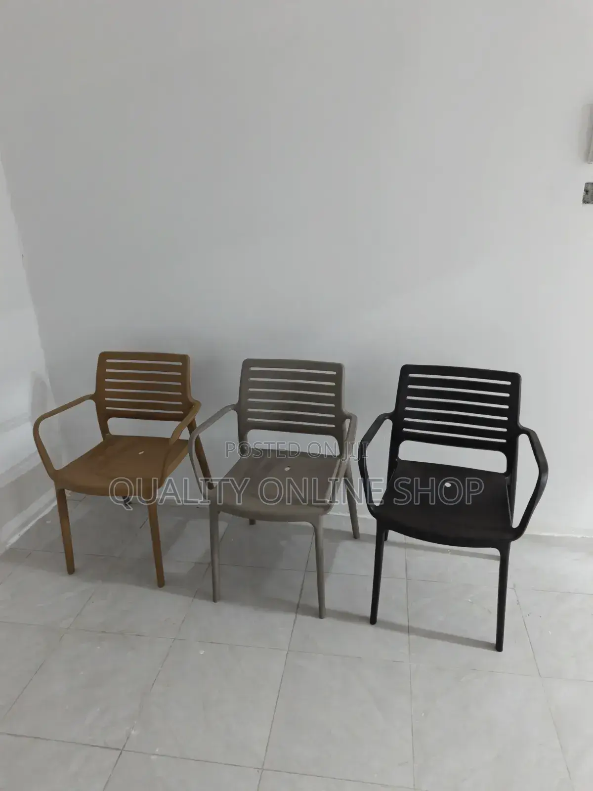 Polypropylene Plastic Chairs Plastic Chairs for Restaurant and Hotels