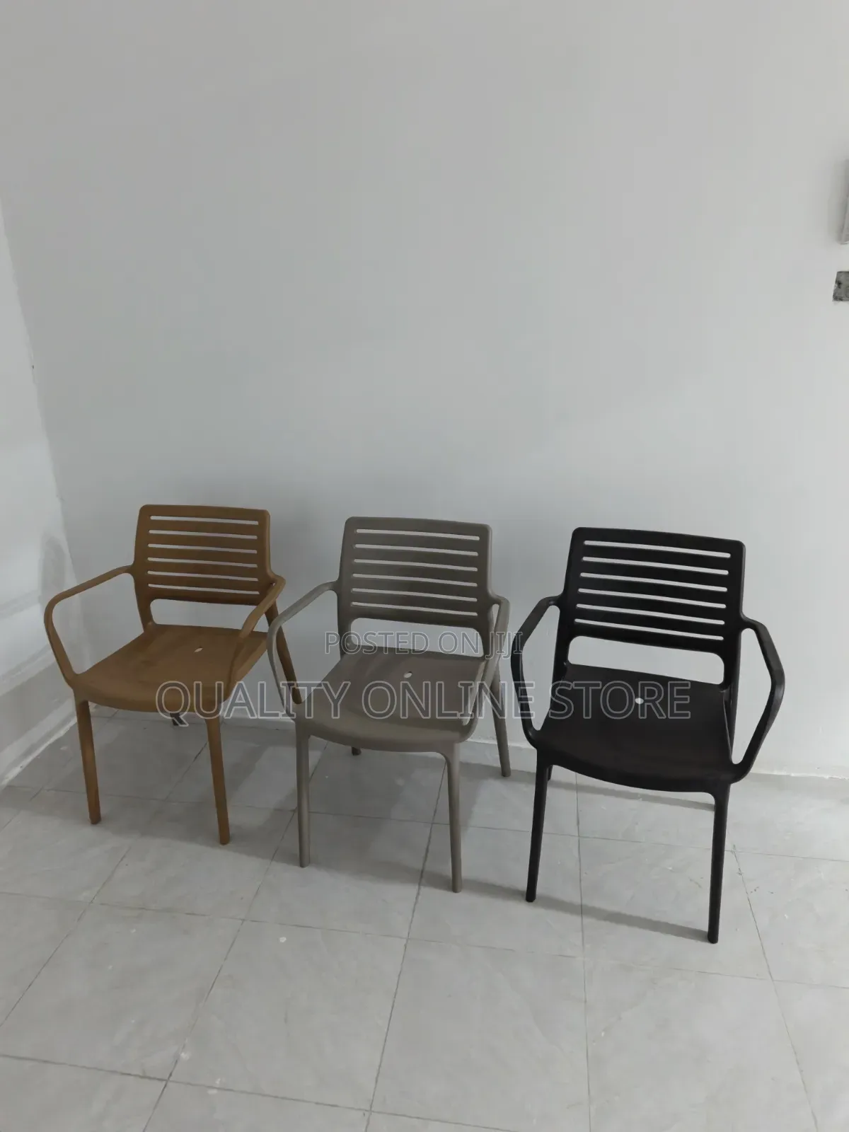 Polypropylene Plastic Chairs Plastic Chairs for Restaurant and Hotels