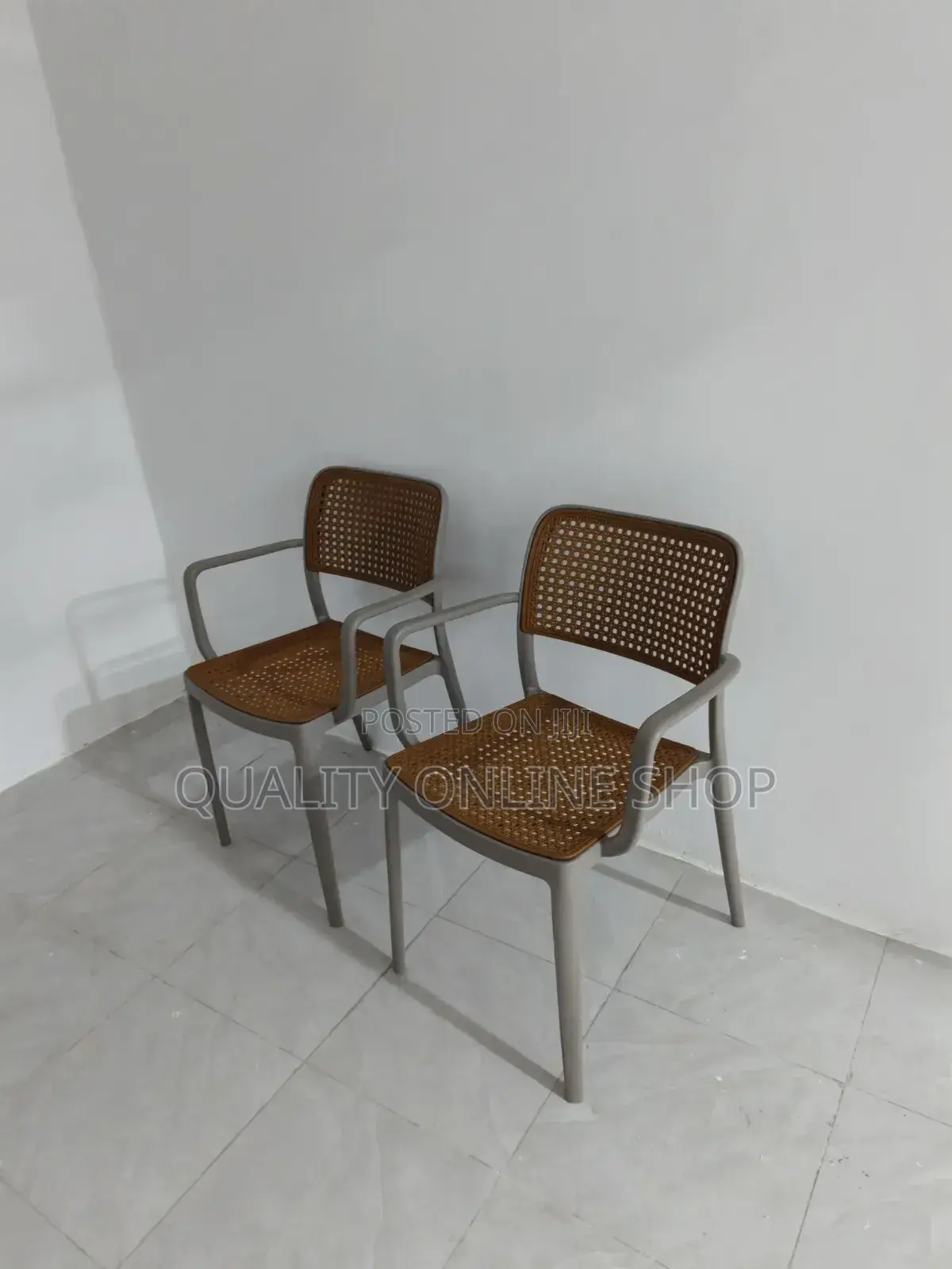 Tolix Restaurant Bars Hotels Plastic Chairs Plastic Chairs