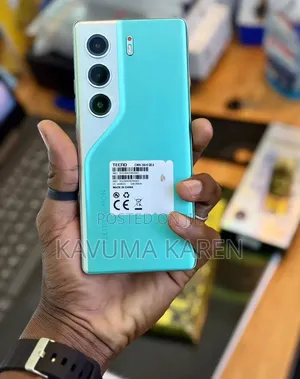 New Tecno Camon 40 Pro 5G 256 GB Blue