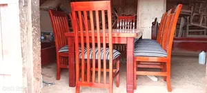 Dinning Table With Eight Chairs
